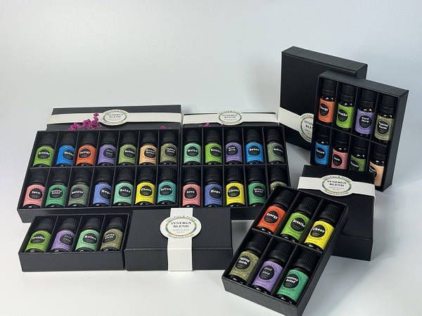 Подарунковий набір натуральних ефірних рослинних олій Synergy Blend для ароматерапії, 14 шт по 10 мл  15008 фото